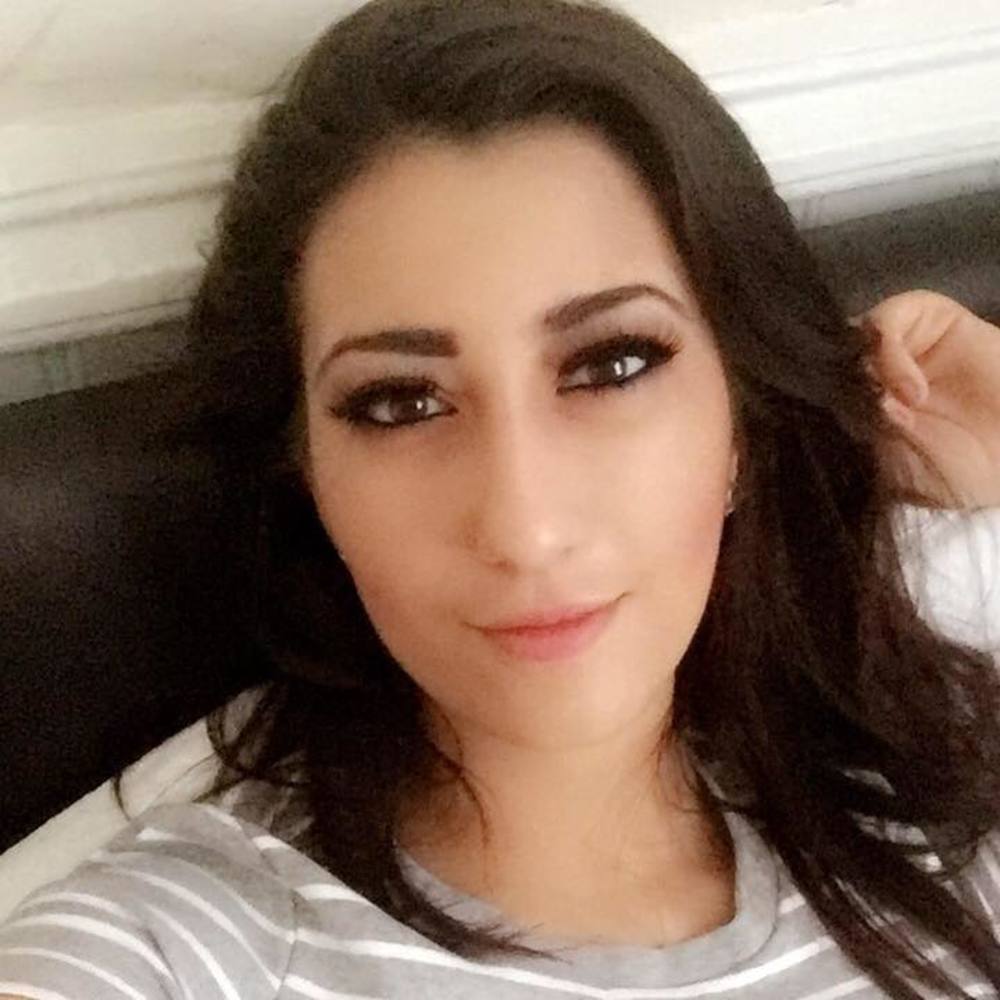 Meet your Posher, Yasmeen